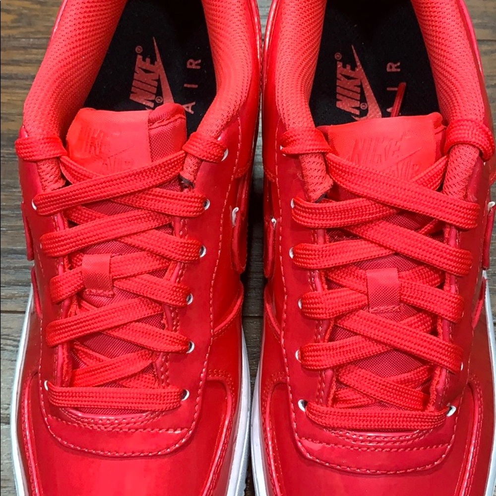 NIKE AIR FORCE 1 LV8 UV (GS) Siren Red/Siren Red-W - Picture 9 of 16